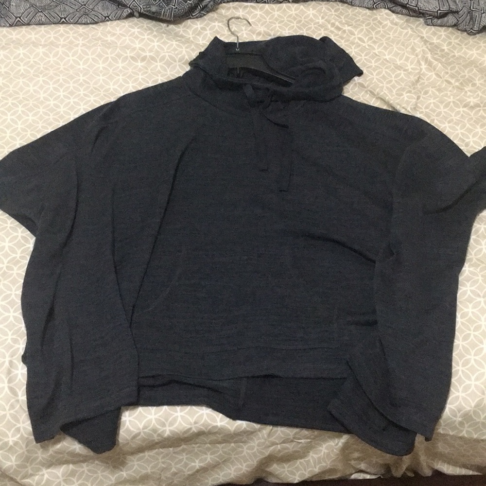 Workout sweater